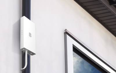 What is the Three 5G Outdoor Hub?